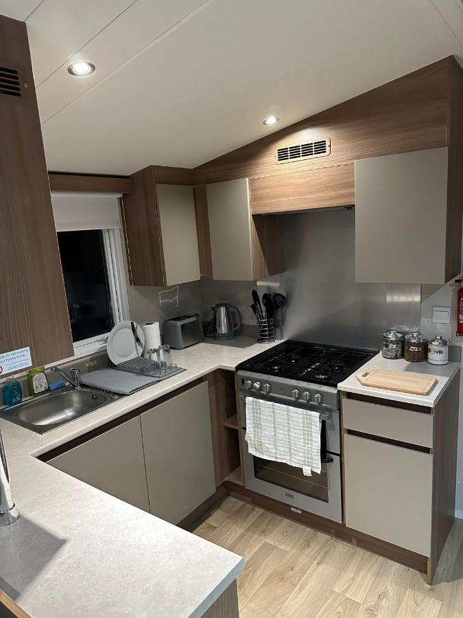 Luxurious 6 Berth Swift Bordeaux On Lyons Robin Hood Rhyl Vila Meliden Exterior foto