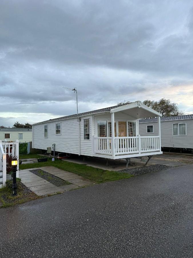 Luxurious 6 Berth Swift Bordeaux On Lyons Robin Hood Rhyl Vila Meliden Exterior foto