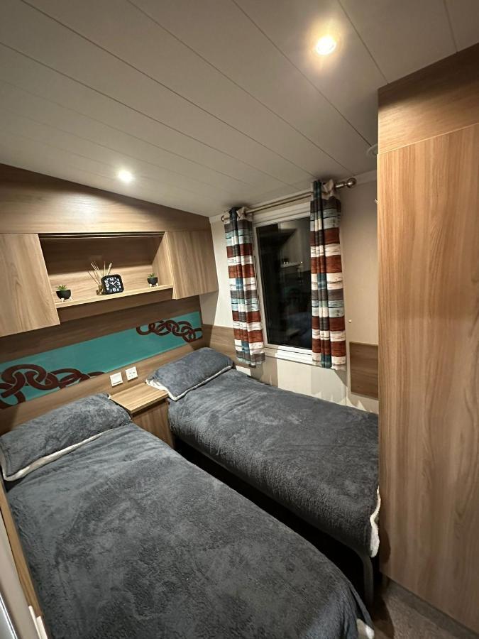 Luxurious 6 Berth Swift Bordeaux On Lyons Robin Hood Rhyl Vila Meliden Exterior foto